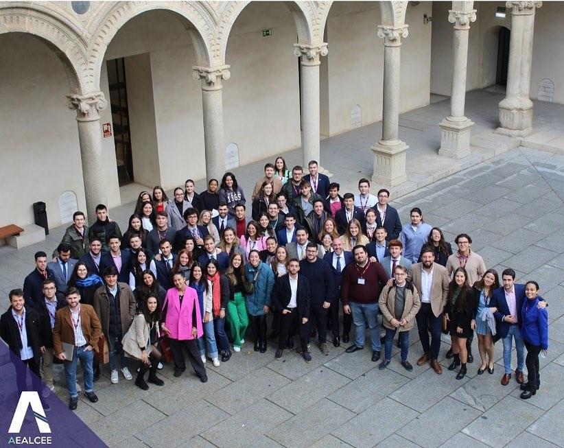 Representantes del 50 Encuentro de la AEALCEE